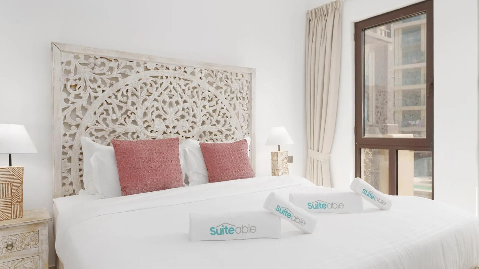 Green Living Chic 1 Bedroom Apartment Dubai 0*,